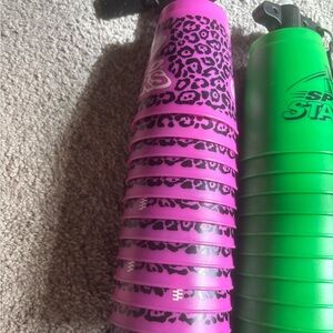 stacking cups
